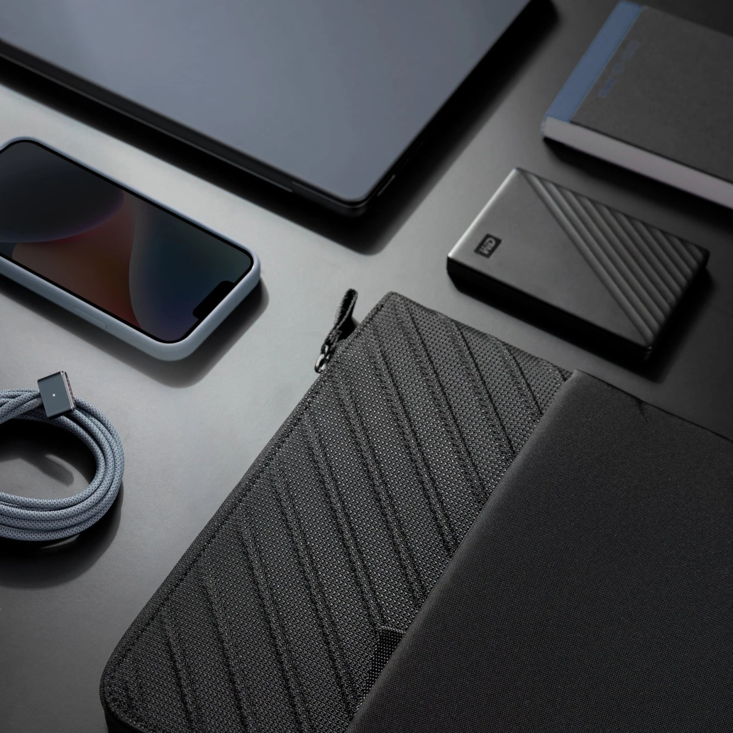 Tomtoc - Voyage-A10 Laptop Sleeve For 13-16 Inch MacBook Air/Pro 10 Tomtoc - Voyage-A10 Laptop Sleeve For 13-16 Inch MacBook Air/Pro - Image 10