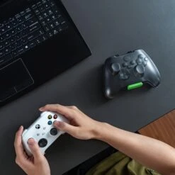 Tomtoc - ArmorCase-G26 Xbox X/S Series Controller Case -Computer Peripherals DSC04823 1600x 76873fc5 ef21 4363 aa7d 4fa1e7a29f0d