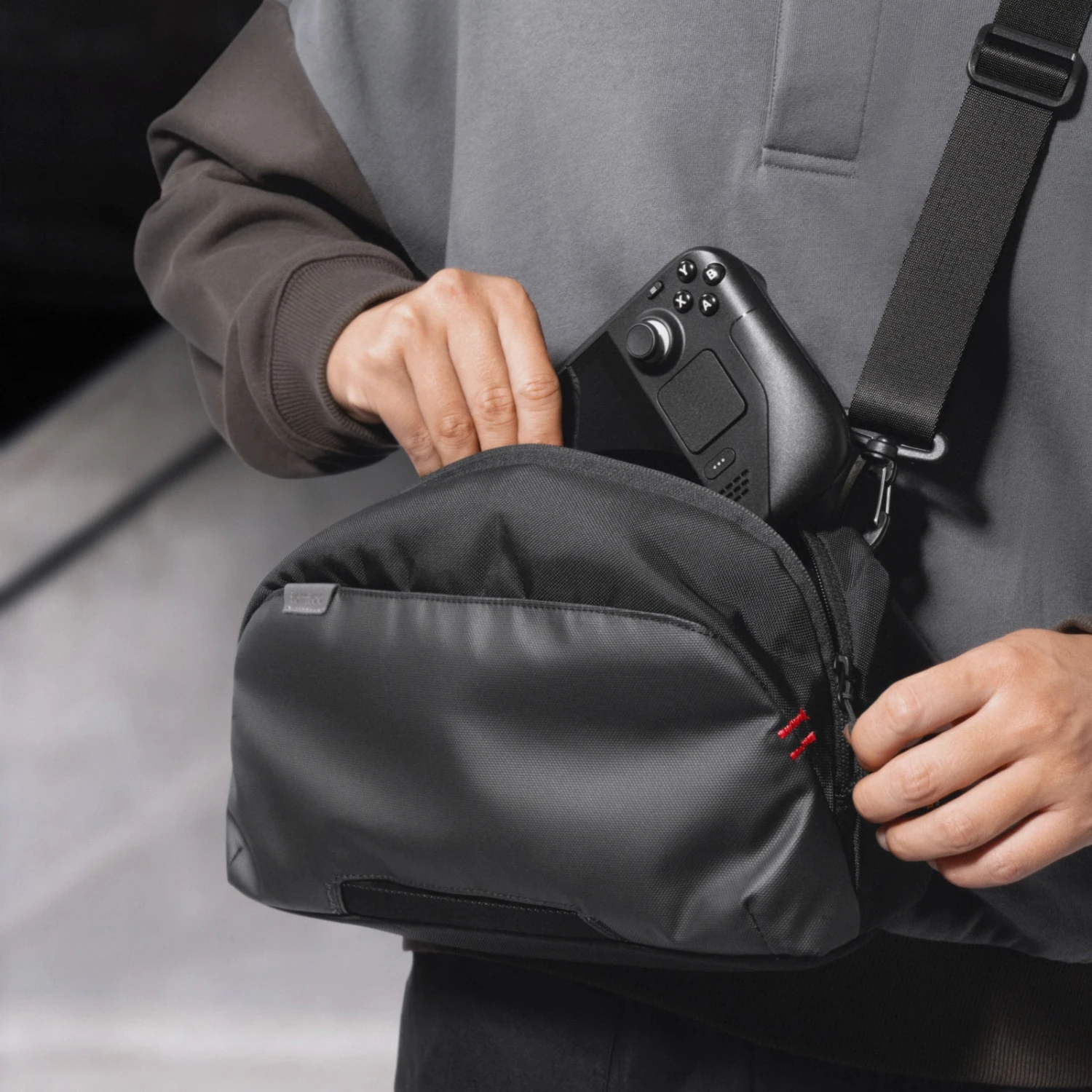 Tomtoc - Arccos-G47 Steam Deck Travel Bag 17 Tomtoc - Arccos-G47 Steam Deck Travel Bag - Image 17