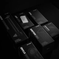 Deltahub - REO Headphone Stand -Computer Peripherals REO Headphone Stand Gallery 4