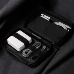 Native Union – Stow Organizer -Computer Peripherals STOW Organizer Tiles 02 Mobile 800x b9293d13 4fe8 4993 80b0 d76b5e793557