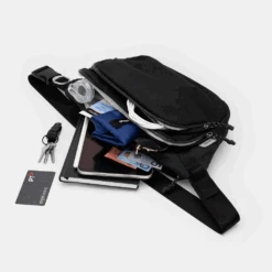 Orbitkey - Urban Sling Plus (6L) -Computer Peripherals UrbanSling Plus Black 5 1000x1000 72d756d1 c6b6 49d5 bbfb e52b88c56b7c
