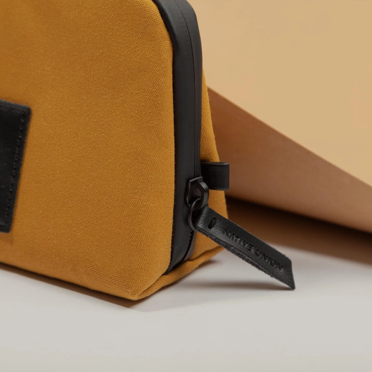 Native Union – W.F.A. Organizer 9 Native Union – W.F.A. Organizer - Image 9