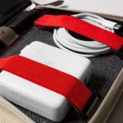 Twelve South - BookBook CaddySack -Computer Peripherals brown 4 1680x 80f4fe0d b0e0 40f1 a3f6 05d76c429080