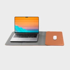 Orbitkey - Hybrid Laptop Sleeve 26 Orbitkey - Hybrid Laptop Sleeve -Computer Peripherals hybrid laptop sleeve 14 terracotta 3 1000x1000 5d244b16 e073 4b9b 9c85 b50febcd37e6