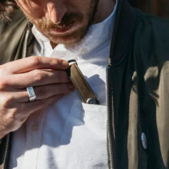 Orbitkey - Key Organiser Crazy-Horse 33 Orbitkey - Key Organiser Crazy-Horse -Computer Peripherals orbitkey crazy horse oak brown with brown stitching 5 1000x1000 f8d03a83 5644 455b ba00 736e3ac29a35